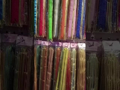 हुनान फेमस ट्रेडिंग कं, लिमिटेड का फूल लपेटने वाले कागज और नमूनों का कारखाना