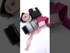 उपहार लिपटी रिबन