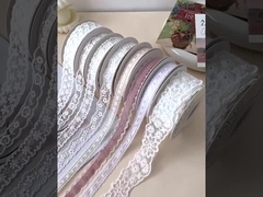 जैक्वार्ड फीता रिबन