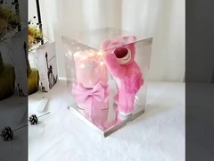 स्नातक के मौसम के लिए, मैंने अपने सहपाठियों और शिक्षकों को स्ट्रॉबेरी भालू गुड़िया, गुलाब के गुलदस्ते, Qixi