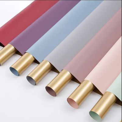 खरीदें 64X34X0.36 सेमी अच्छी तरह से हाथ का स्पर्श दो तरफा प्लास्टिक फूलों के लिए सोने के साथ लिपटे कागज ऑनलाइन निर्माण