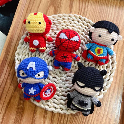 खरीदें थोक गर्म बिक्री हस्तनिर्मित Crochet Plush खिलौने पशु पात्र एनीमे आंकड़े ऑनलाइन निर्माण