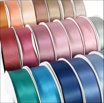 अच्छी कीमत पास्टल रंगों में छुट्टियों के उत्सव के लिए डबल साइड साटन रिबन 100 गज 38 मिमी ऑनलाइन