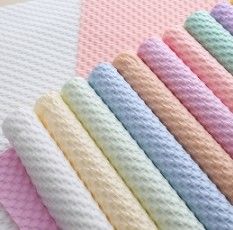 अच्छी कीमत क्रीम पफ विशेष कागज के साथ तीन आयामी पुष्प पैकेजिंग कागज और 30-45 दिन शिपिंग ऑनलाइन