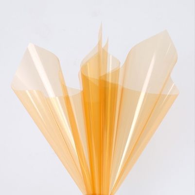 अच्छी कीमत मोटी धूल-प्रूफ जेली फिल्म पेपर रंगीन अर्ध-पारदर्शी सेलोफ़न वाटरप्रूफ फ़्लोरिस्ट रैपिंग के लिए 58*58 सेमी आकार ऑनलाइन