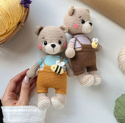 अच्छी कीमत Handmade Crochet Amigurumi Bear Doll Baby Soft Teddy Animal Toy for Kids ऑनलाइन